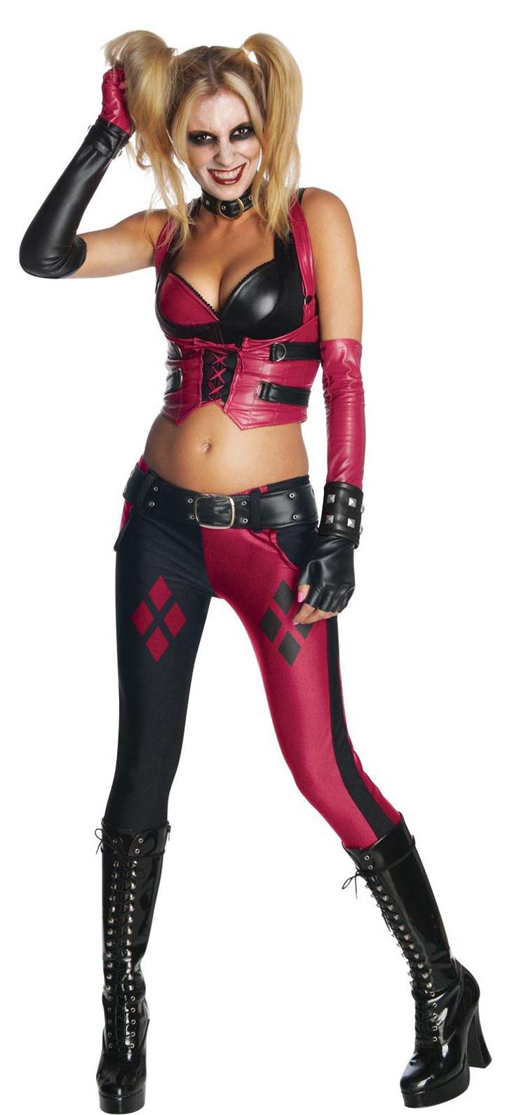 03 Harley Quinn Costume