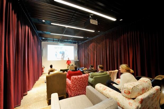Downgraf - Imaginative Google Office of Zurich(25)