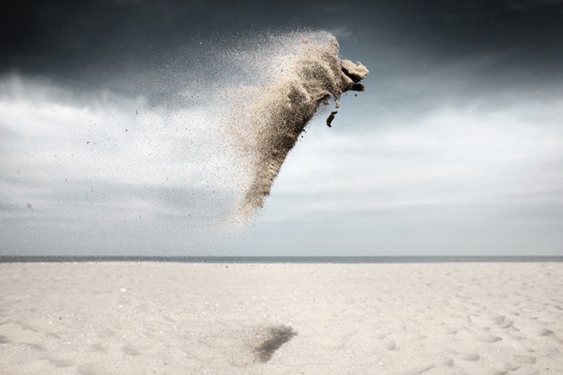 Gravity-Sand-Creatures-Photography-Inspiration