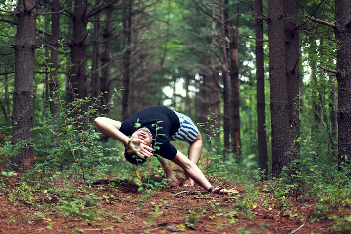 04-Outstanding-Gravity-Flouting-Levitation-Photography
