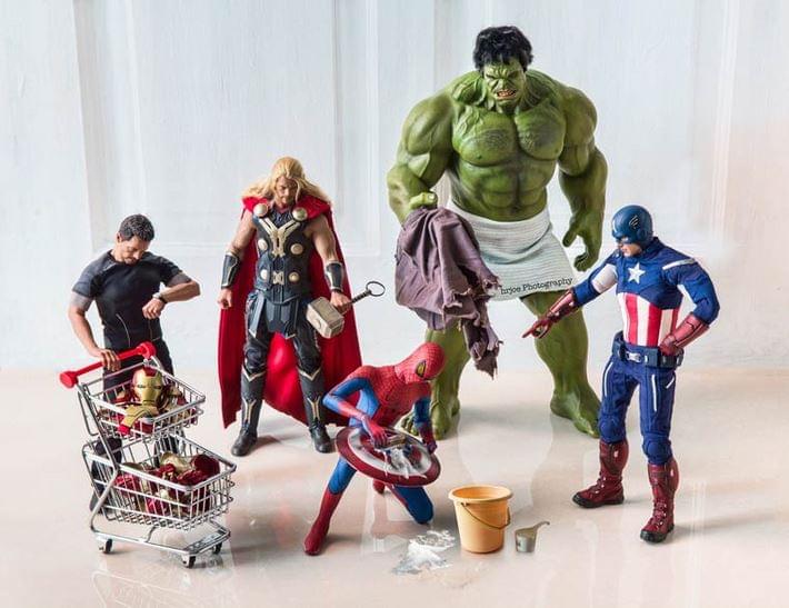 Amusing_Action_of_Superheroes_in_Not_So_Super_Conditions
