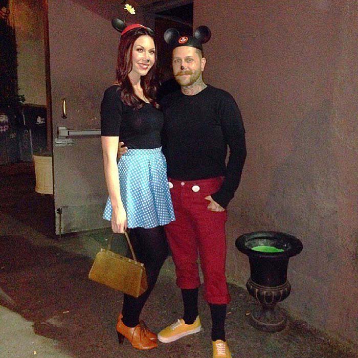 Delightful-Disney-Couples-Costumes-20