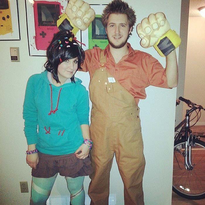Delightful-Disney-Couples-Costumes-22