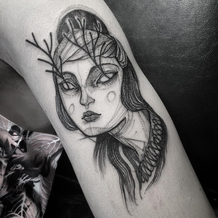 Artist-makes-Tattoos-that-Look-like-Pencil-Drawings 