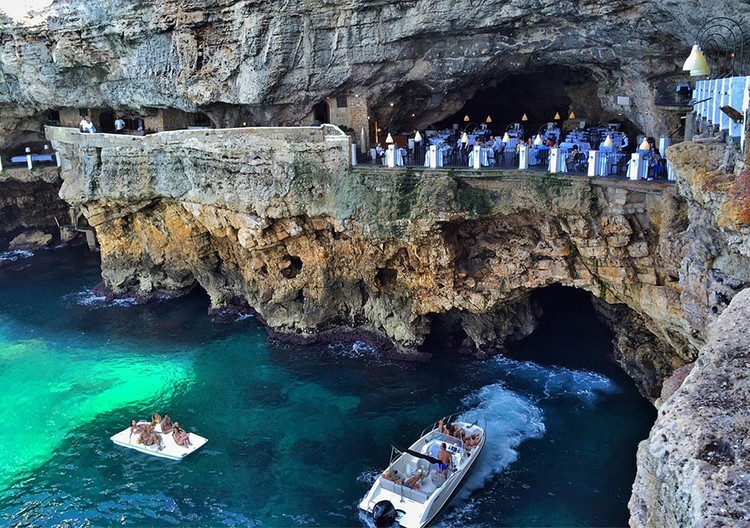 grotta-palazzese-polignano-mare