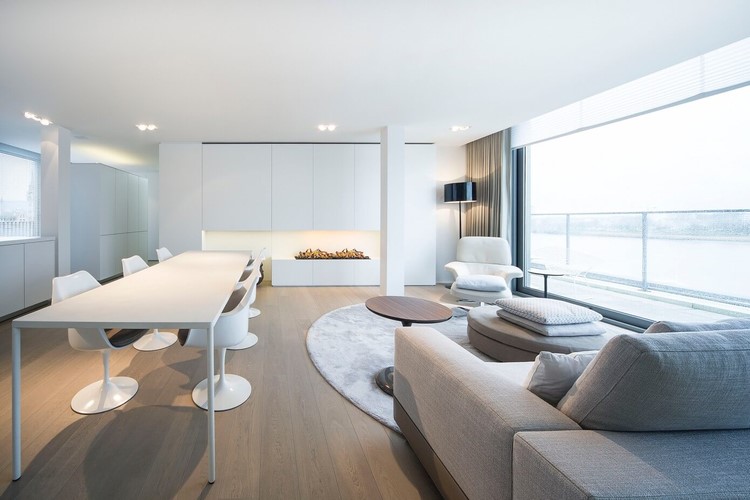 Minimal Contemporary Apartment Located in Belgium