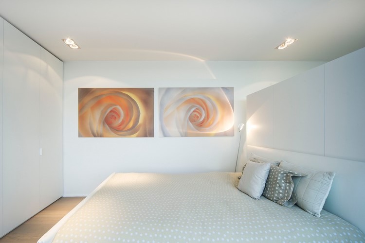 Minimal-Contemporary-Apartment-Located-in-Belgium