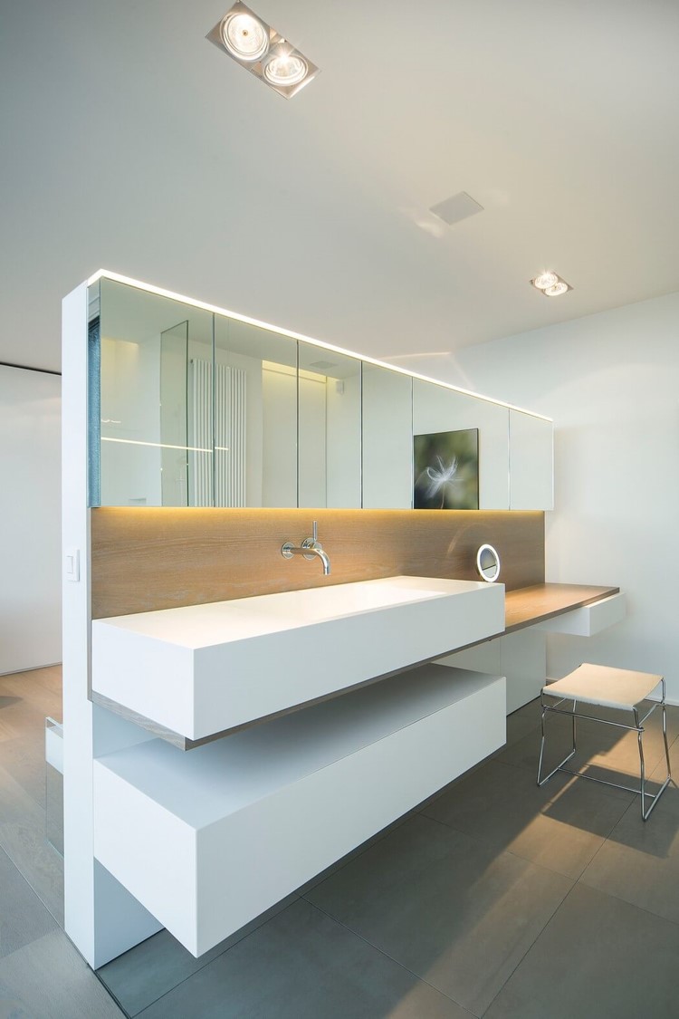 Minimal-Contemporary-Apartment-Located-in-Belgium