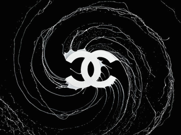 Liquid-Brand-Logos-Dipped-In-Paint
