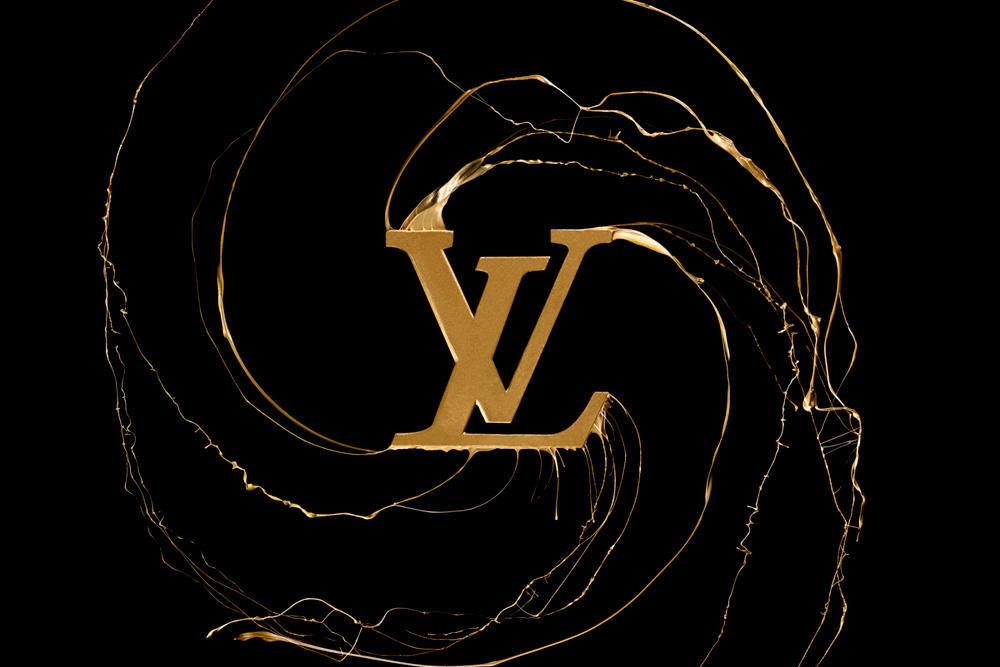 Liquid-Brand-Logos-Dipped-In-Paint