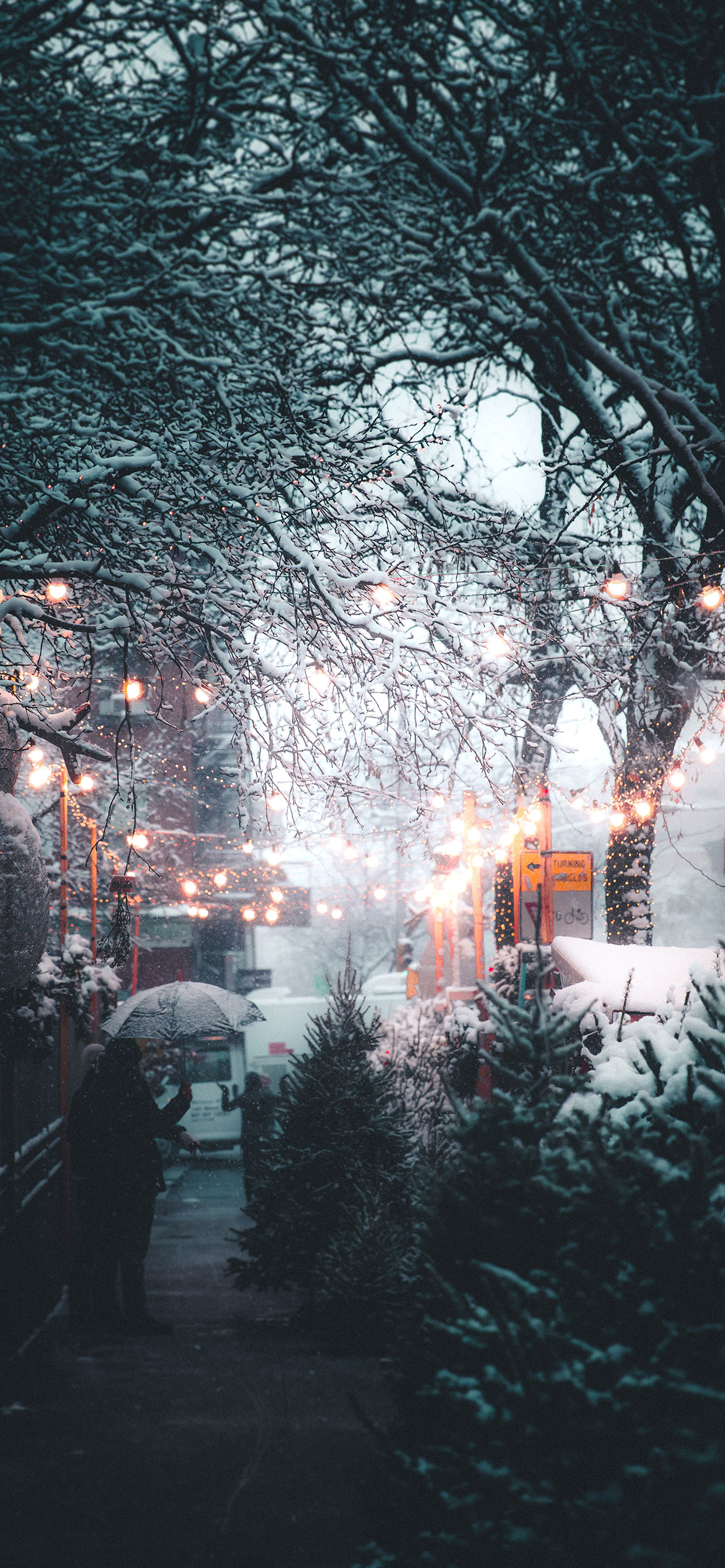 iPhone-XS-and-XS-Max-Christmas-Wallpapers