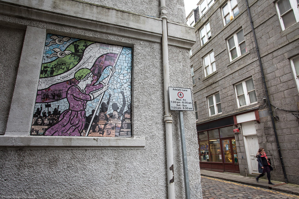 Monumental Murals