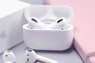 AirPods Case Not Charging No Light - 10 Ways to Troubleshoot