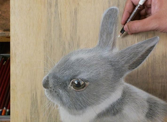 Hyper_Realistic_Drawings_on_Wooden_Boards_by_Ivan_Hoo