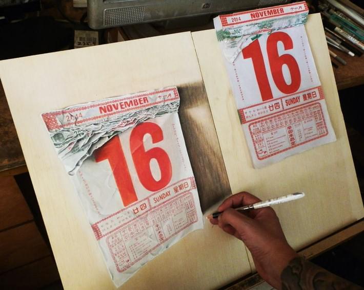 Hyper_Realistic_Drawings_on_Wooden_Boards_by_Ivan_Hoo