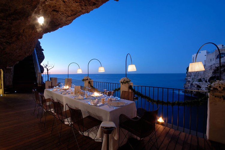 grotta-palazzese-polignano-mare