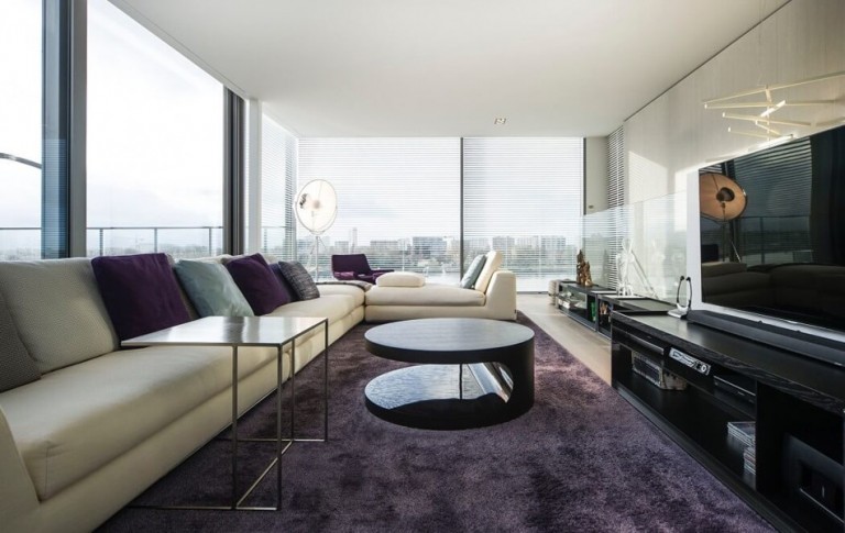 Minimal Contemporary Apartment Located in Belgium