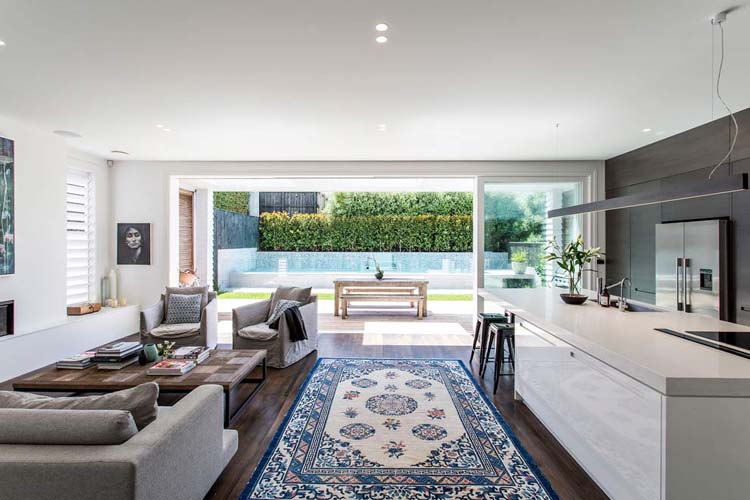 Traditional Residence Wanganui Ave Home