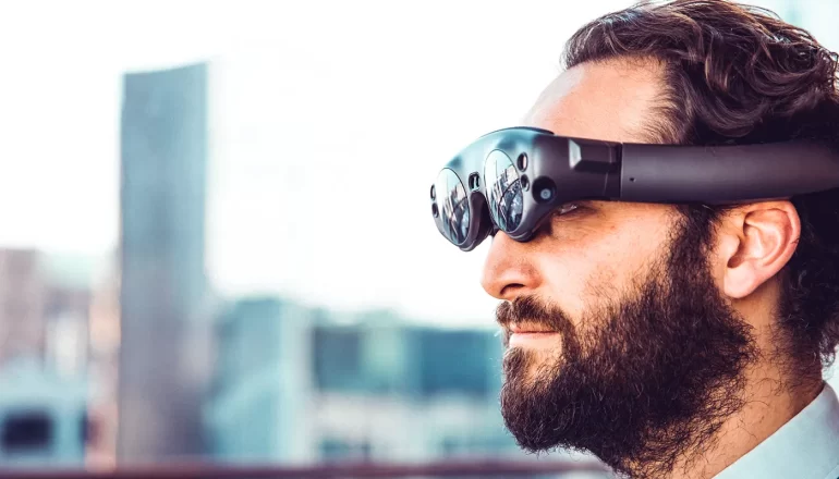 Augmented reality: What Is It and Examples of Use