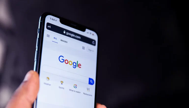 How to Ensure Your WordPress Theme is Mobile-Friendly and Fast