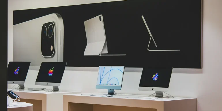 Difference Between Apple Stores and Authorized Resellers