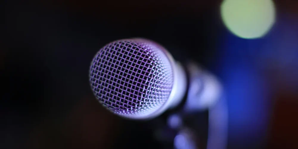 How to Handle Stage Fright Public Speaking - 6 Easy Tips