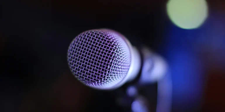 How to Handle Stage Fright Public Speaking - 6 Easy Tips