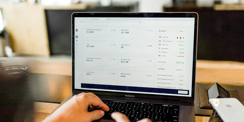 Top Customer Relationship Management Challenges & Solutions