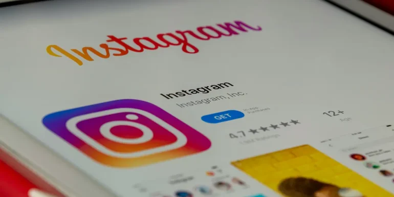 Why Is My Instagram Account Not Loading - 5 Easy Fixes